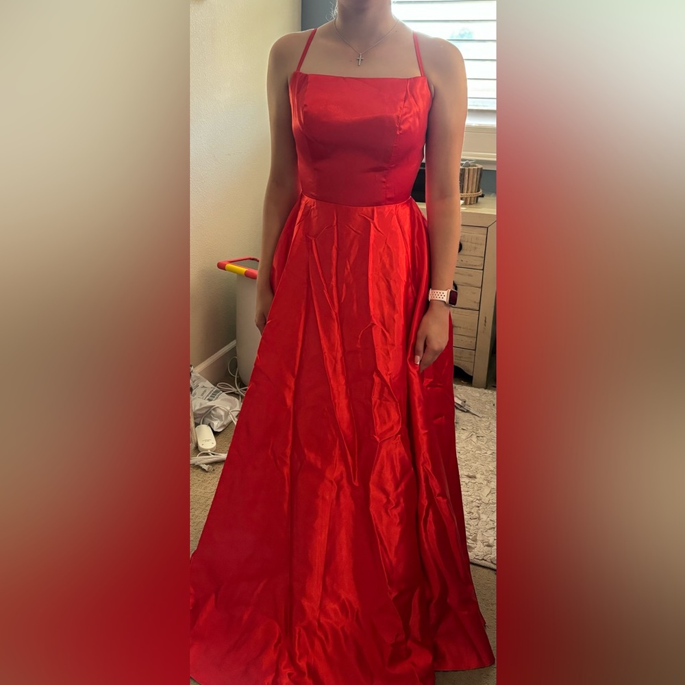 Formal / prom Gown